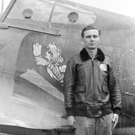 Flying Tiger plane 2