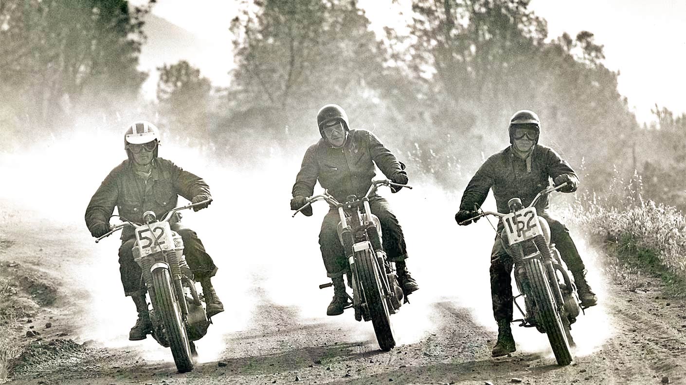 ageofglory-triump-desert-sled-bud-ekins
