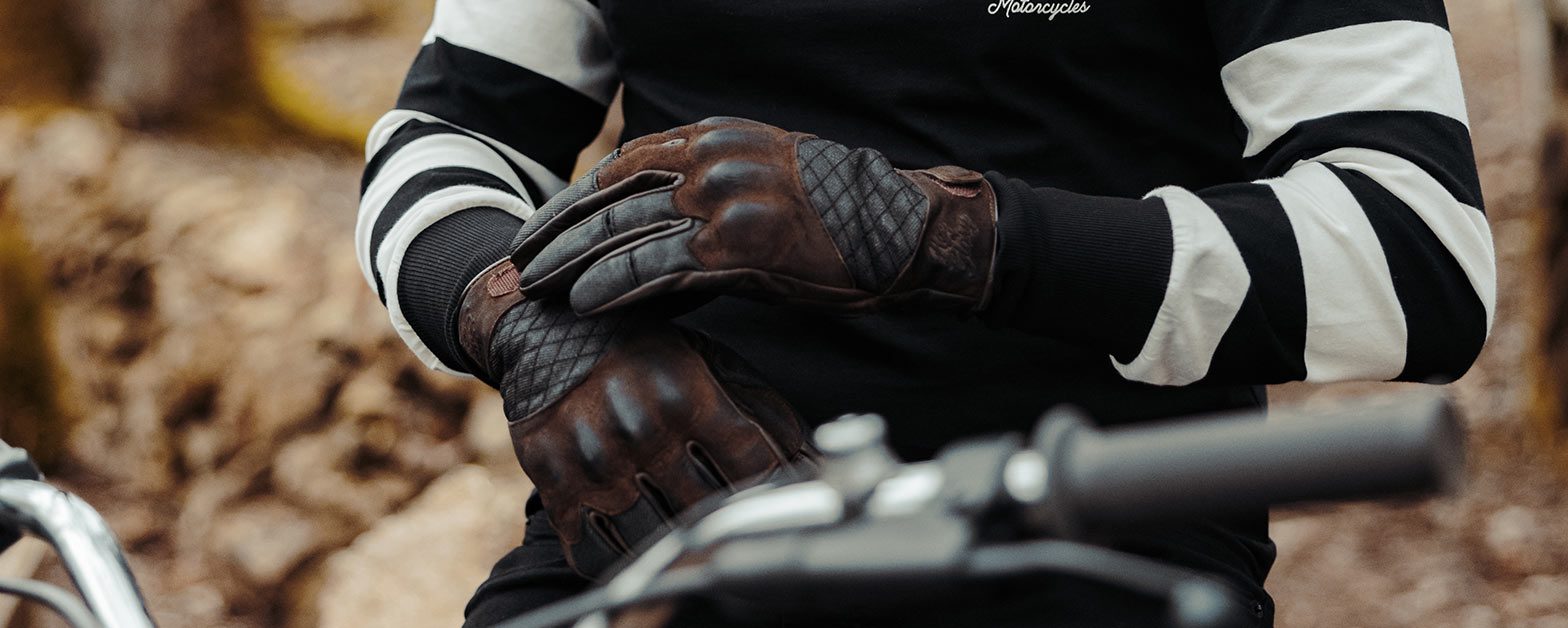 ageofglory-banner-gloves1